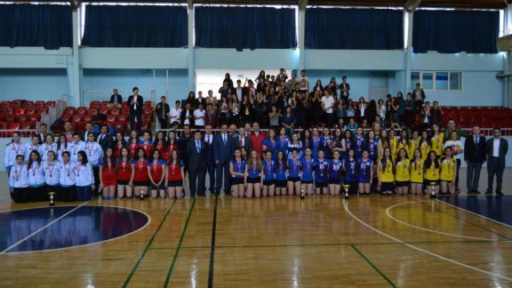 Genç Kızlar Voleybol Şampiyonumuz Ankara (Anadolu) Lisesi