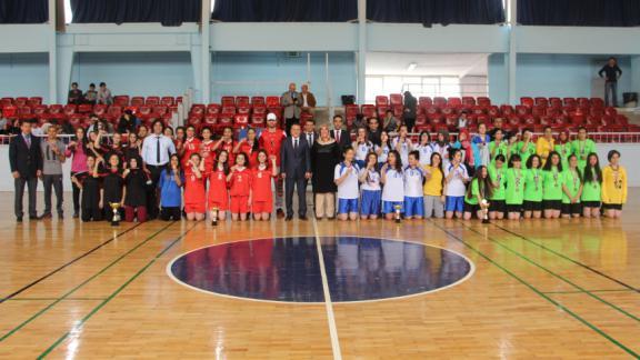 Genç Kızlar Futsal Şampiyonu Ankara Anadolu Lisesi Oldu