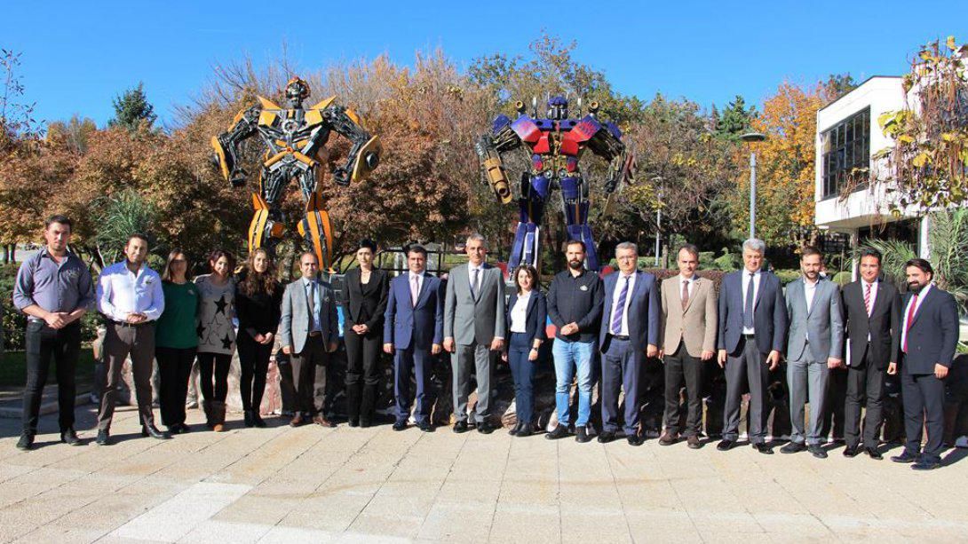 İlçe Milli Eğitim Müdürlüğümüz ile Ankara Büyükşehir Belediyesi ANFA Genel Müdürlüğü Arasında Robotik Kodlama Eğitimi İş Birliği Protokolü İmzalandı.