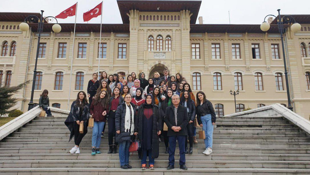 Şerife Bacıyı ve Kahraman Türk Kadınını Anma Etkinlikleri Kapsamında Kastamonu Gezisi Düzenlendi.