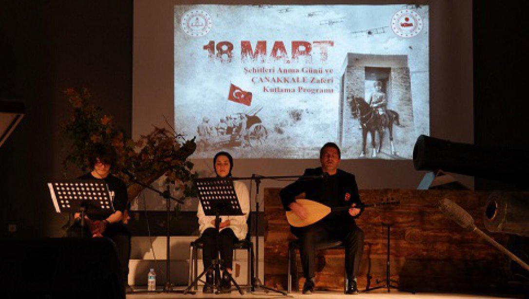 18 Mart Şehitleri Anma Günü ve Çanakkale Zaferi Kutlama Programı Ankara Lisesi'nde Gerçekleştirildi