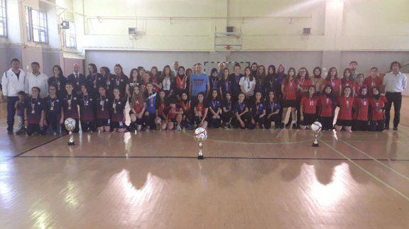 Genç Kızlar Futsal Şampiyonu İnönü Anadolu Lisesi 
