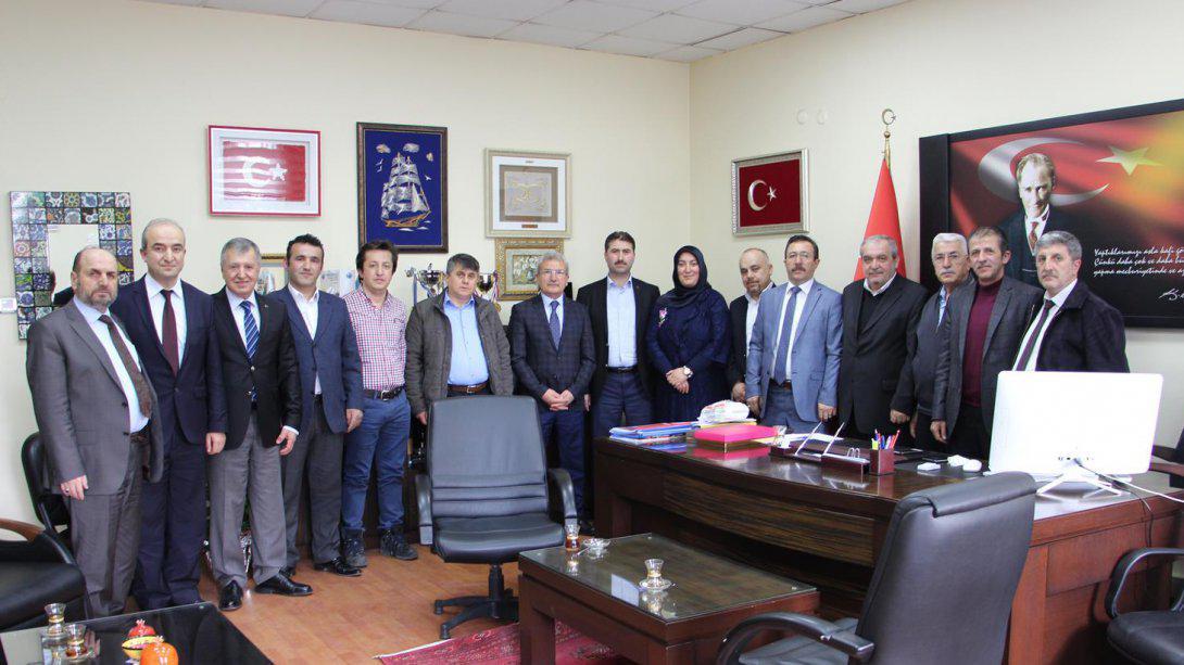 Kastamonu Dernekler Federasyonu Başkanı ve Kastamonu Dernekleri Başkanları İlçe Milli Eğitim Müdürümüzü ziyaret etti.